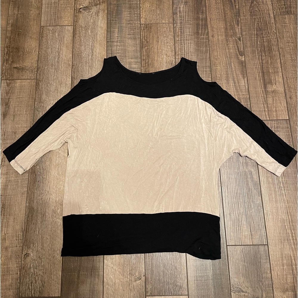 Open shoulder shirt